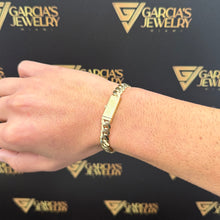 Load image into Gallery viewer, 7" 10K Cuban Link Bracelet - 9 MM w/Sleek Lock

