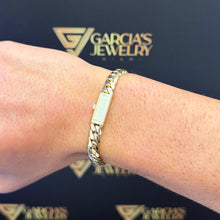 Load image into Gallery viewer, 7&quot; 14K Cuban Link Bracelet - 8 MM - Sleek Lock
