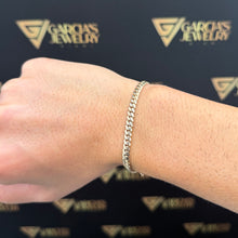 Load image into Gallery viewer, 7.5&quot; 10K Cuban Link Bracelet - 5 MM
