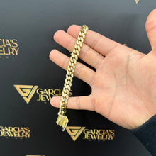 Load image into Gallery viewer, 7.5&quot; 14K Cuban Link Bracelet - 10 MM
