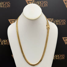 Load image into Gallery viewer, 24" 22K Cuban Link Chain - 8 MM
