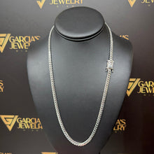 Load image into Gallery viewer, 22" 18K Cuban Link Chain - 5 MM - White Gold
