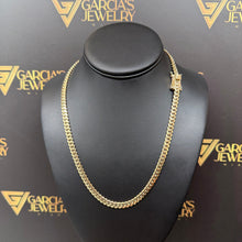 Load image into Gallery viewer, 20" 10K Cuban Link Chain - 6 MM
