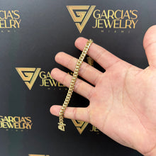 Load image into Gallery viewer, 7" 18K Cuban Link Bracelet - 7 MM
